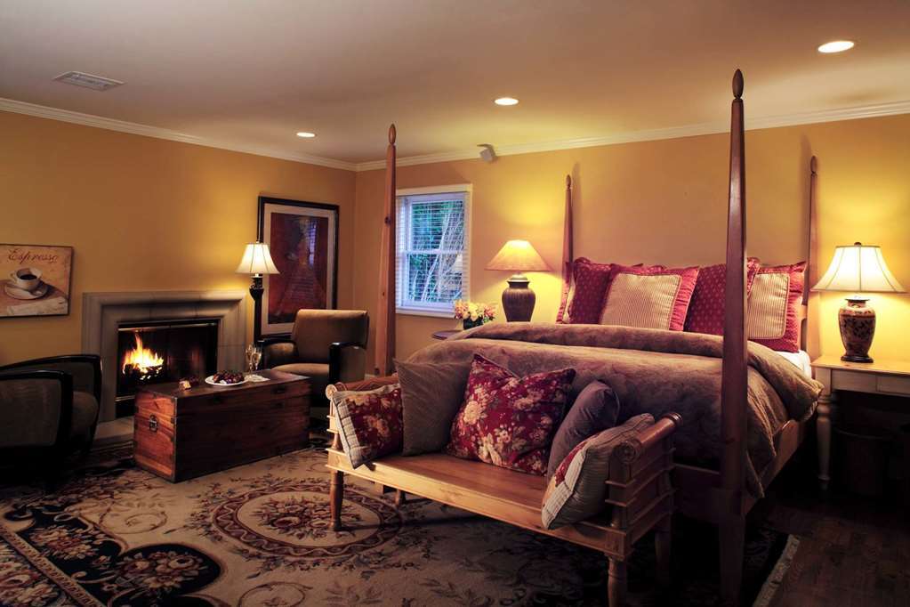 Macarthur Place Inn & Spa Sonoma Room photo